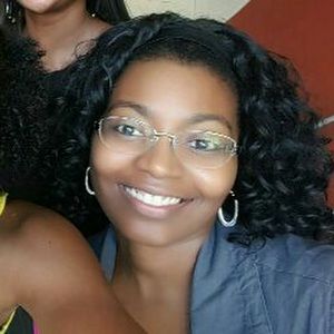 Meet your Posher, Nadia